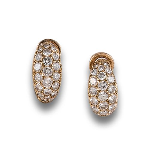 PENDIENTES MECAN EN ORO CON DIAMANTES