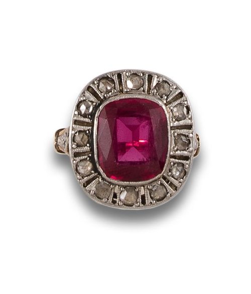 ANTIQUE RING WITH DIAMOND AND SYNTHETIC RUBY, IN YELLOW GOL