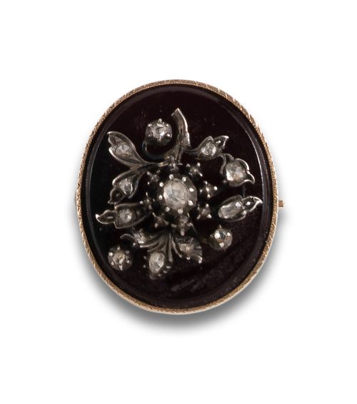 BROCHE ANTIGUO DE DIAMANTES, ÓNIX Y ORO