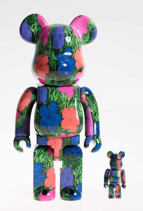 ANDY WARHOL (DESPUES), "Bearbricks", set de dos figuras de