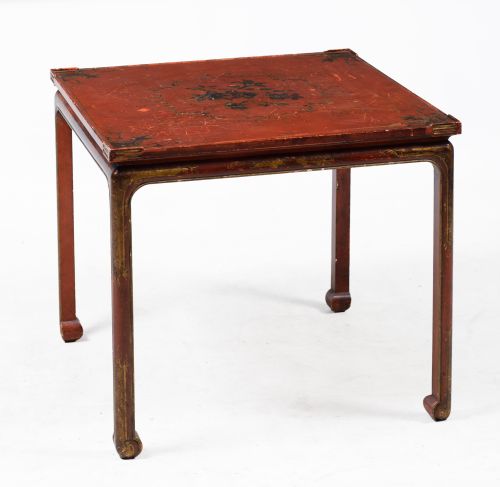 Mesa de juego siguiendo modelos chinos, S. XX