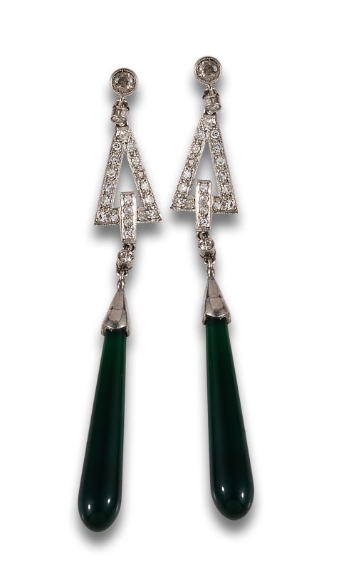 PENDIENTES LARGOS, ESTILO ANTIGUO, DE DIAMANTES, PLATINO Y