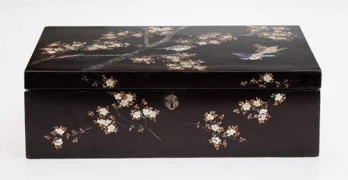 Caja escritorio de laca Nagasaki, Japón, S.XIX