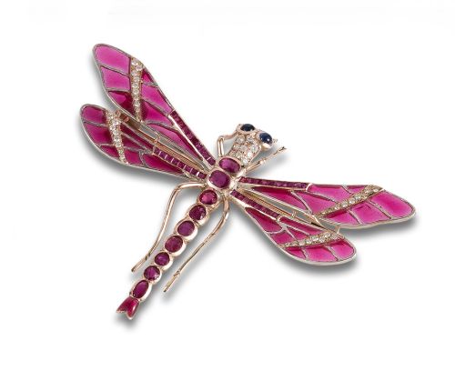 BROCHE LIBÉLULA, ESTILO ANTIGUO, DE DIAMANTES, ZAFIROS, RUB