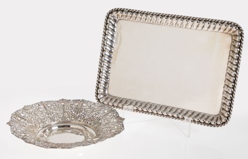 Bandeja rectangular de plata española, ley 916, S. XX