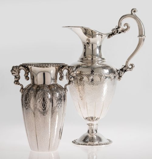 Jarrón de plata española ley 916, S. XX