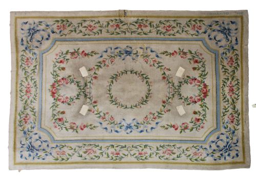 Alfombra española de lana anudada a mano estilo Carlos IV,