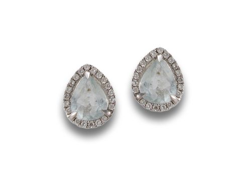 PENDIENTES DE DIAMANTES Y AGUAMARINAS, EN ORO BLANCO