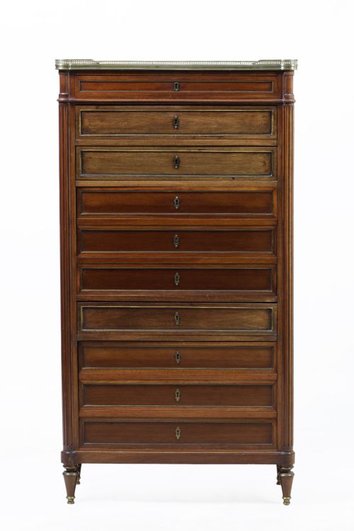 Chiffonier de estilo Luis XVI, S. XX