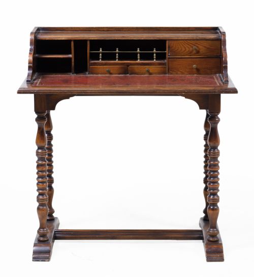 Escritorio con estructura superior compartimentada, S. XX