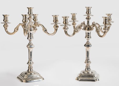 Pareja de candelabros de plata española ley 916, Pérez Fern