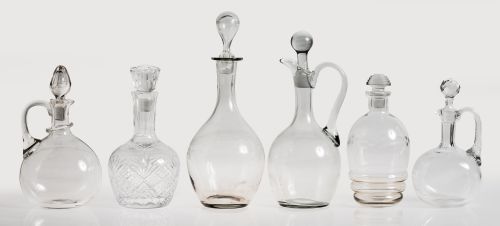 Lote de seis frascas de cristal soplado y tallado, S. XX