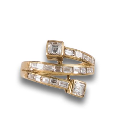 SORTIJA DE DIAMANTES EN ORO AMARILLO