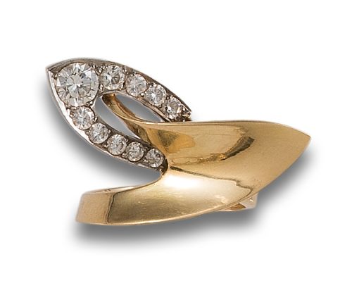 SORTIJA DE DIAMANTES, EN ORO AMARILLO