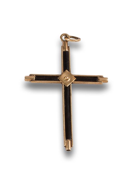 CRUZ DE ORO Y PELO DE ELEFANTE 
