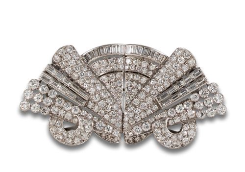 BROCHE DOBLE-CLIP CHEVALIER EN PLATINO Y DIAMANTES