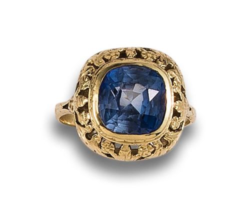 SORTIJA DE ZAFIRO, EN ORO AMARILLO
