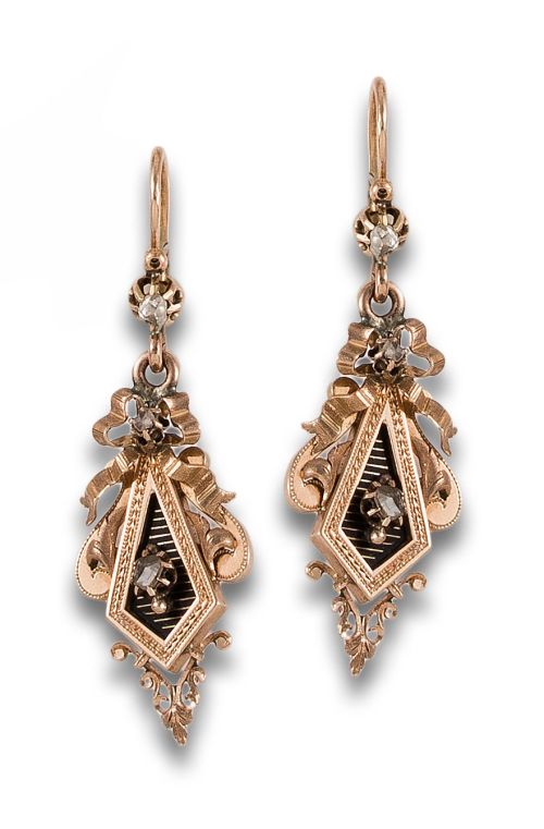 PENDIENTES LARGOS FINALES S. XIX DE DIAMANTES, EN ORO Y PLA