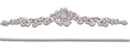 DIADEMA CONVERTIBLE EN GARGANTILLA DE DIAMANTES, EN ORO BLA
