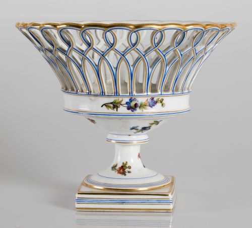 Frutero o centro de mesa isabelino, España, segunda mitad,