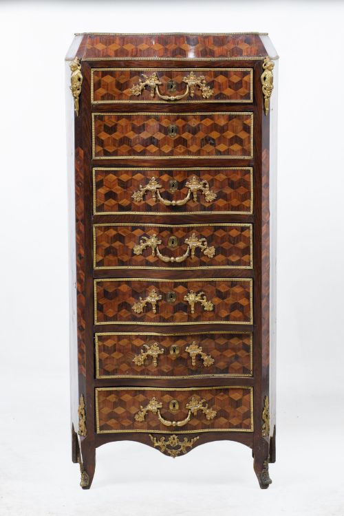 Weekly journal of the transitional style from Louis XV to L