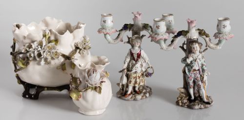 Pareja de candelabros de porcelana Rudolstadt-Volkstedt, me