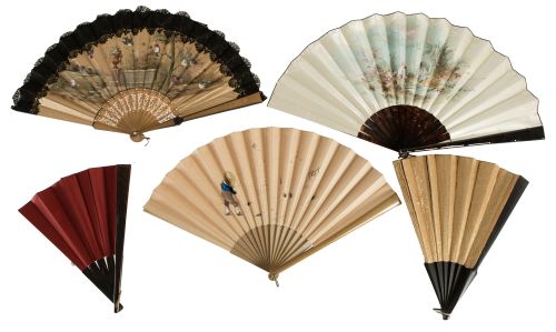Lote de cinco abanicos 
