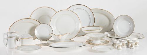 Vajilla de porcelana de filo dorado, S. XIX