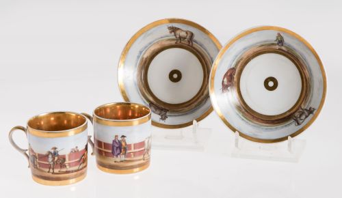 Pareja de tazas con sus platos porcelana S.XIX. 