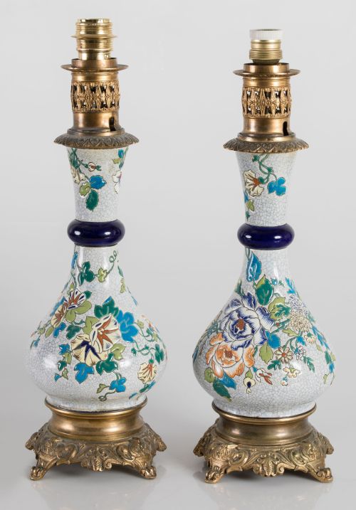 Pareja de lámparas de mesa a partir de un jarrón de porcela