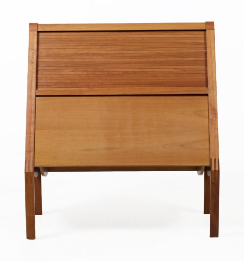 Escritorio "Compass" diseño de Pedro Miralles Claver c.1990