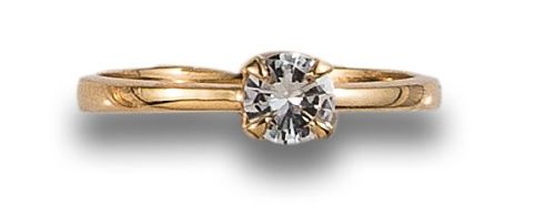 SORTIJA SOLITARRIO DE DIAMANTE, EN ORO AMARILLO