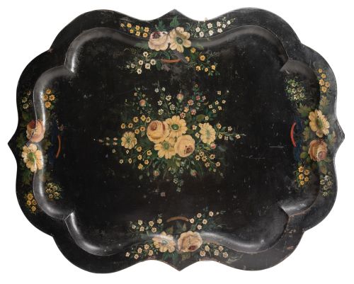 Bandeja de metal policromado de estilo isabelino, S. XIX