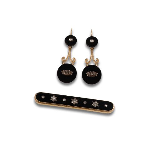 CONJUNTO EN ORO, ONIX Y DIAMANTES