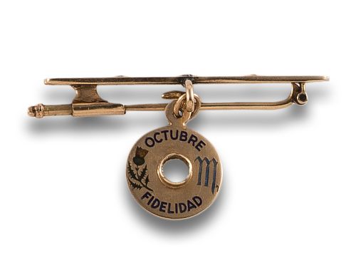 ALFILER CON DIAMANTES Y  MEDALLA DE HOROSCOPO