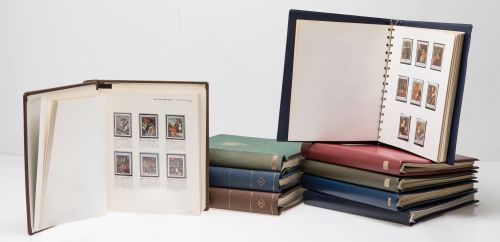 Colección de nueve carpetas de sellos, S. XX