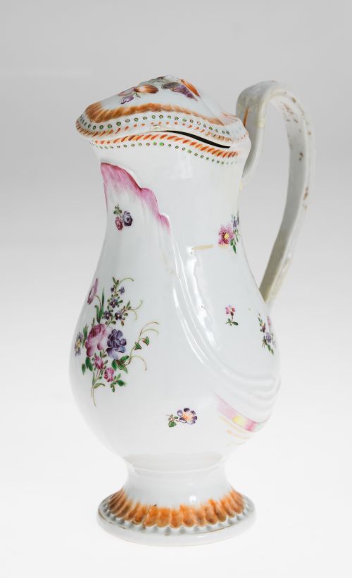 Jarra de porcelana esmaltada, ffs. S. XIX