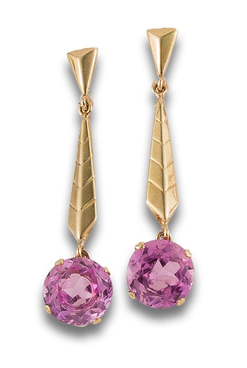 PAIR OF GOLD AND SYNTHETIC SAPPHIRE EARRINGS