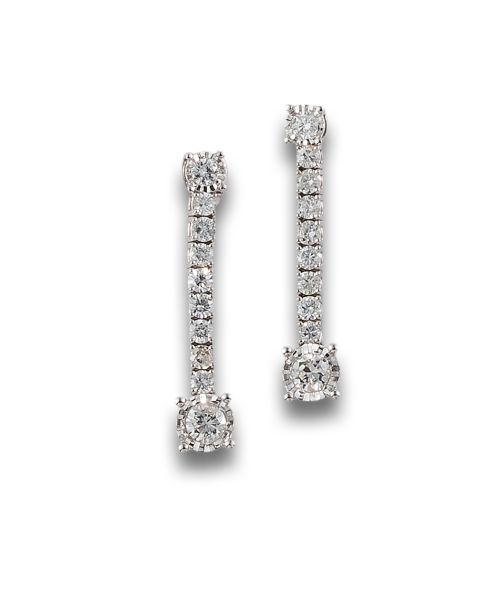 PENDIENTES LARGOS DE DIAMANTES