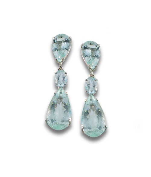 LONG AQUAMARINE AND WHITE GOLD EARRINGS