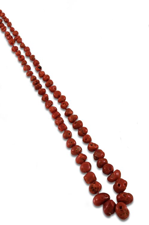COLLAR DE CUENTAS DE CORAL
