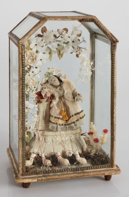 MANUFACTURA ESPAÑOLA , "El Buen Pastor", Trabajo conventual