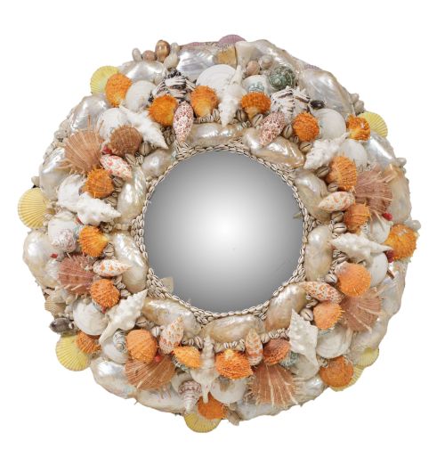 Espejo con conchas aplicadas según Anthony Redmile de los a