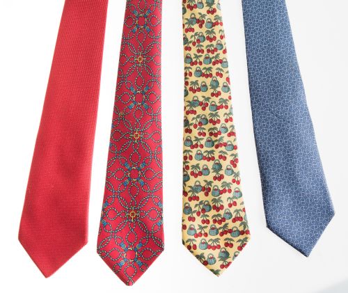 Corbata 100% de seda de Hermés, Francia, S. XX