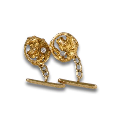 GOLD CUFFLINKS WITH DIAMONDS