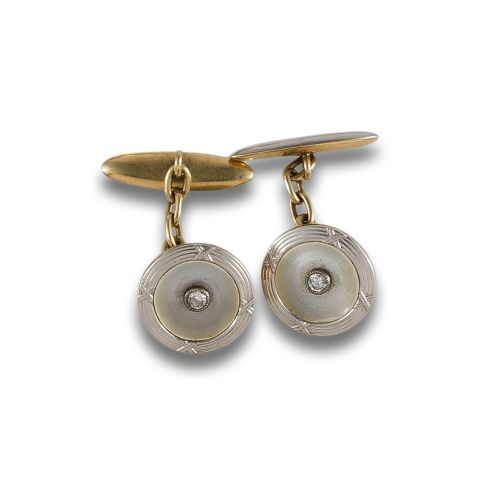 GEMELOS ANTIGUOS DE ORO, PLATINO, NÁCAR Y DIAMANTES