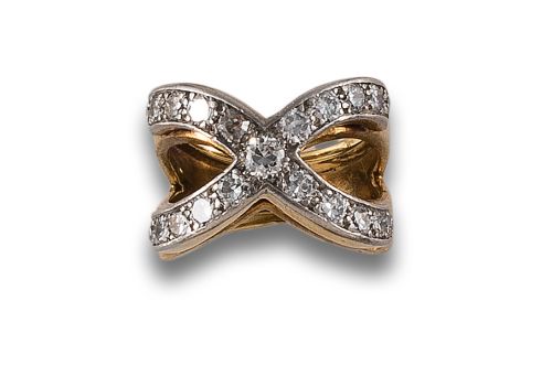 SORTIJA ORO AMARILLO Y PLATINO CON DIAMANTES