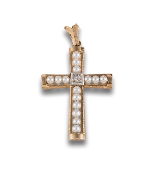 CRUZ DE ORO PERLAS Y DIAMANTES
