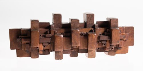 JOSÉ ANTONIO DIAZ PELÁEZ, "Sin título", c.1979, Madera tall