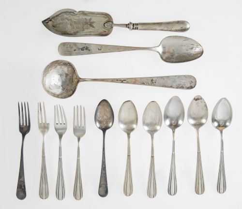 Juego de cubiertos plata española S.XIX y XX